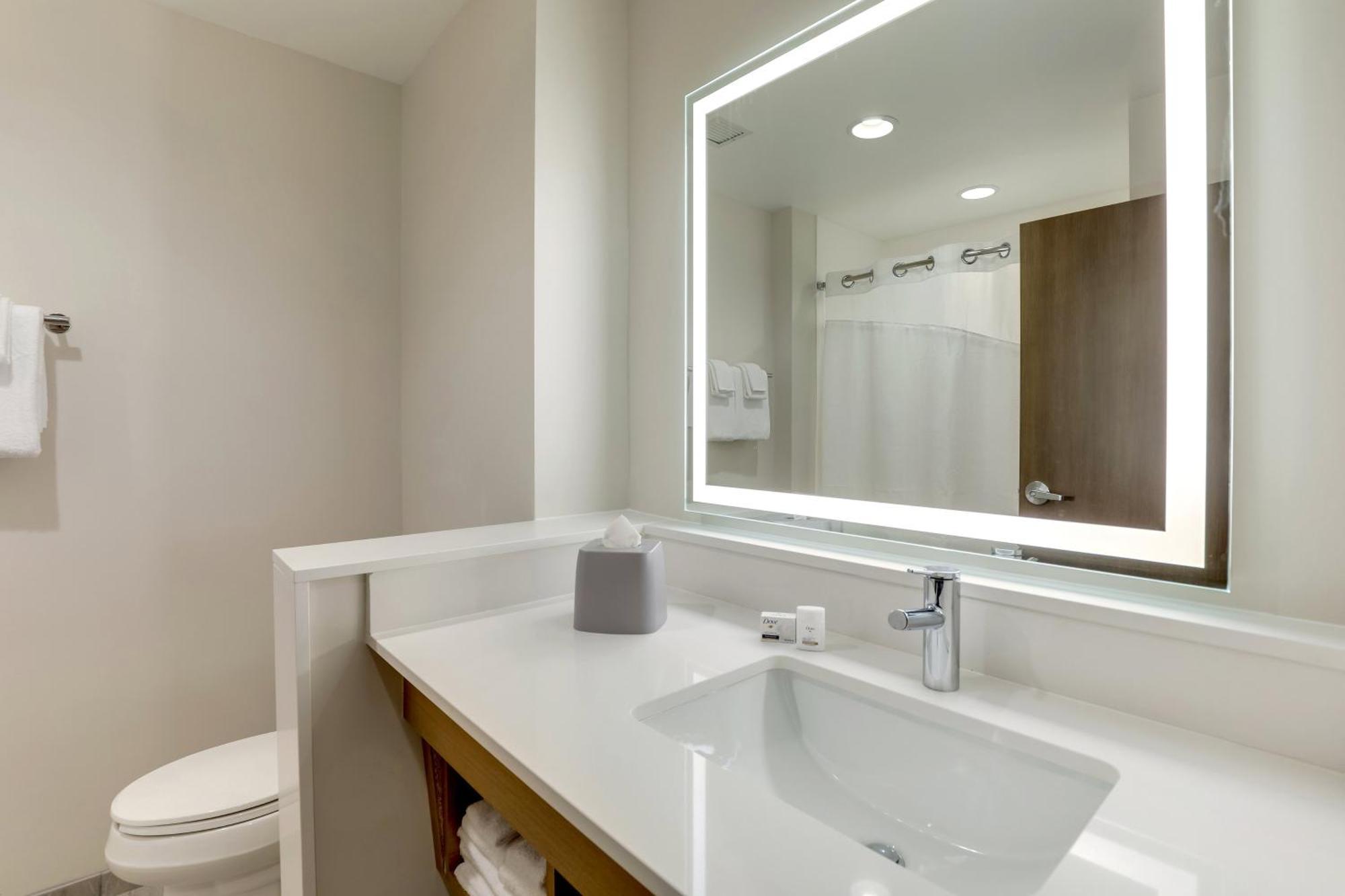 Holiday Inn Express Holly Springs - Raleigh Area By Ihg Exterior foto